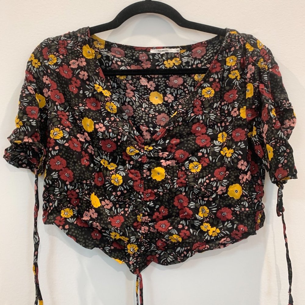 Tularosa Scrunch Floral Top